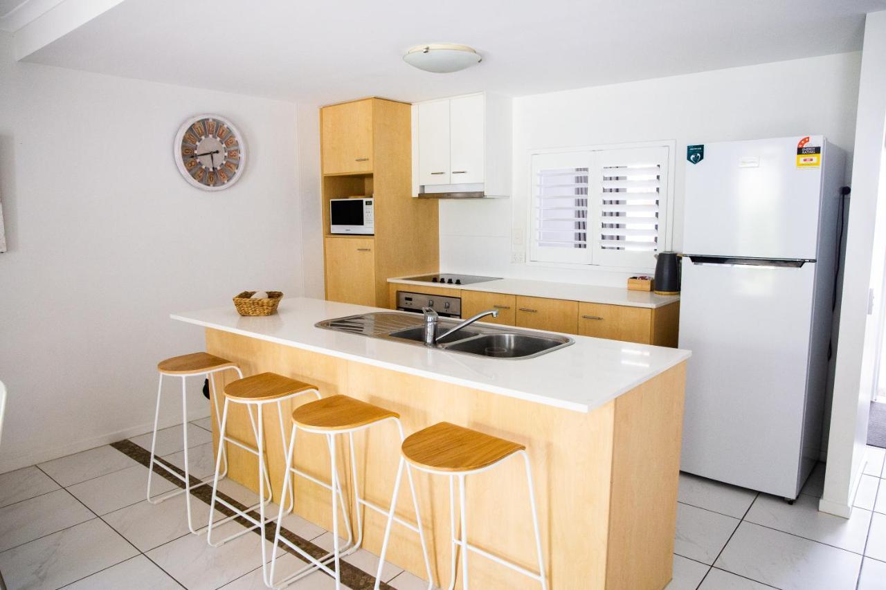 Tropical Getaway In 2 Bedroom Unit In 4 Star Resort ヌーサヴィル エクステリア 写真
