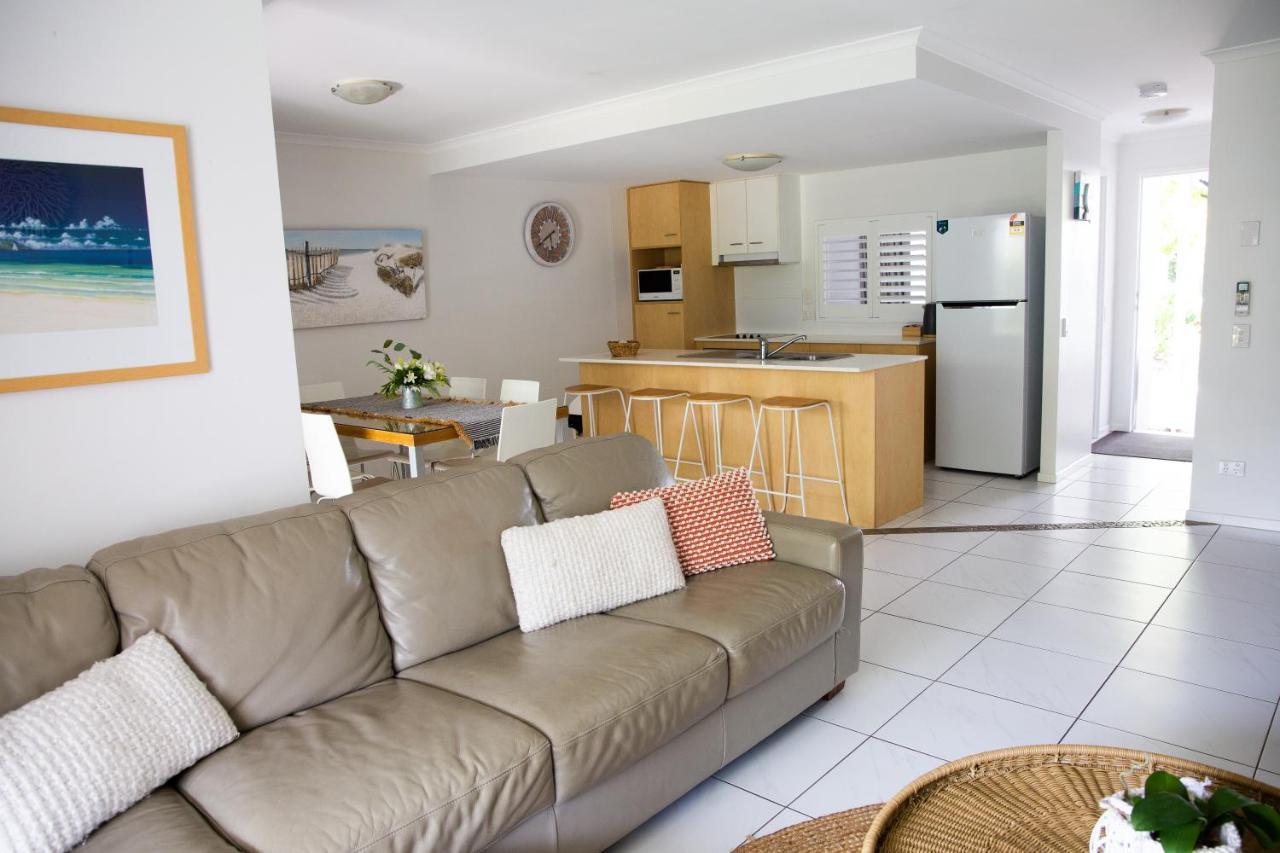 Tropical Getaway In 2 Bedroom Unit In 4 Star Resort ヌーサヴィル エクステリア 写真