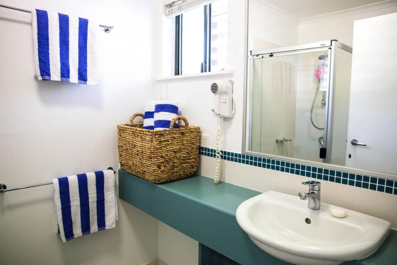 Tropical Getaway In 2 Bedroom Unit In 4 Star Resort ヌーサヴィル エクステリア 写真